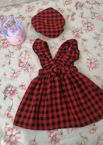 Kırmızı Ekoseli Kız Çocuk Elbisesi ve Şapka - Görsel 2
