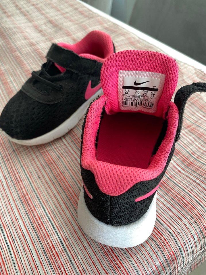 Kız Çocuk Siyah-Pembe Spor Ayakkabı - Görsel 3