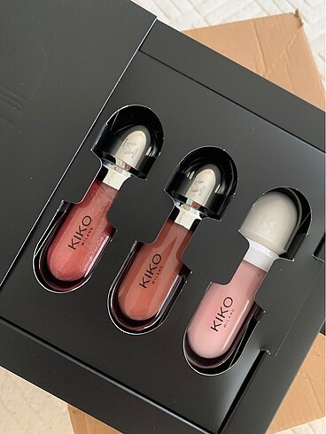 Kiko Kiko Gloss Lip Set Glossy Lip Set