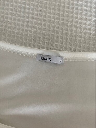 Addax Body beyaz