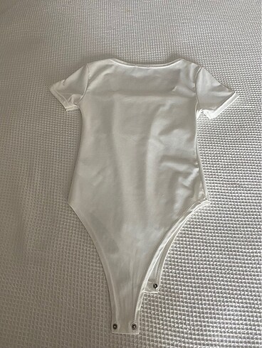 m Beden Body beyaz