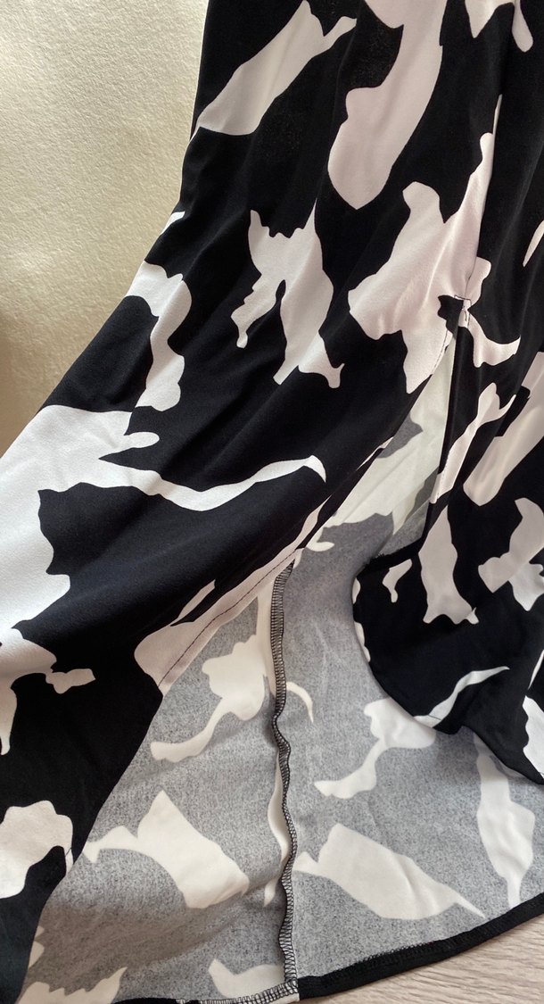 Kadın Siyah Kamuflaj Desenli Uzun Elbise - Görsel 2