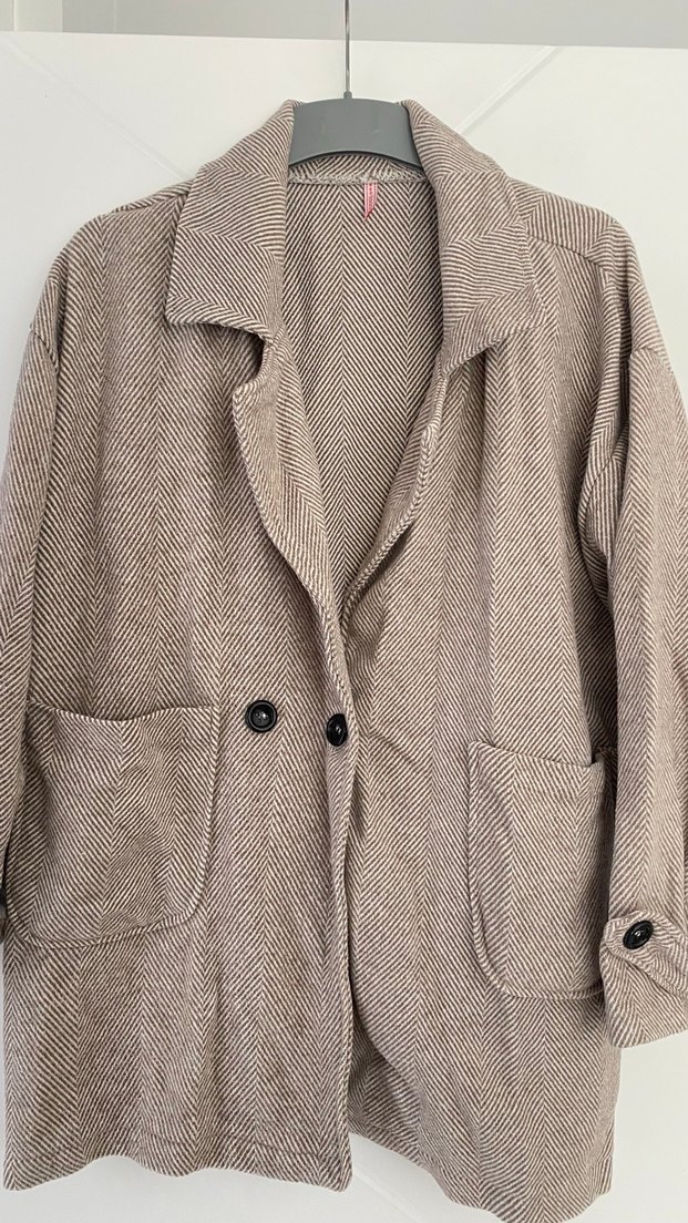 Bej Düğmeli Midi Yün Kadın Kaban - Görsel 3