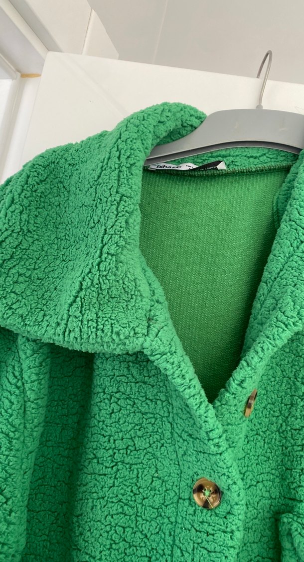 Düğmeli Yeşil Kısa Kadın Ceket - Görsel 3