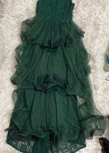 Yeşil dantel ve tül detaylı kuyruklu şık  Gotik Abiye - Görsel 8
