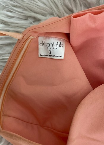 Pudra şifon siyah işlemeli tül detaylı şık uzun abiye - Görsel 4