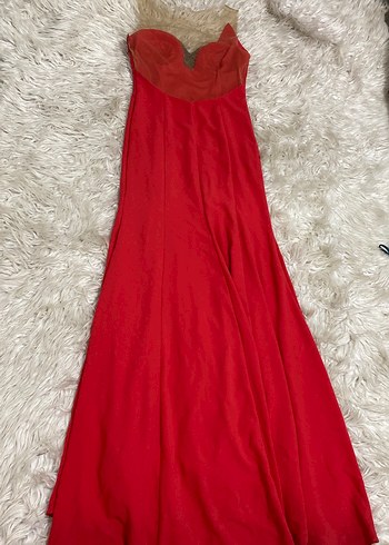 Kırmızı gizli tül ve boncuk aksesuarlı Abiye Elbise - Görsel 3