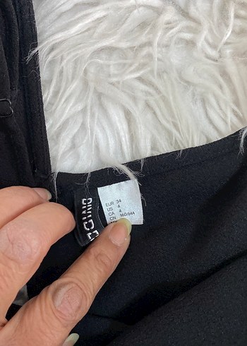 Siyah Mini Askılı Kadın Tulum - Görsel 3