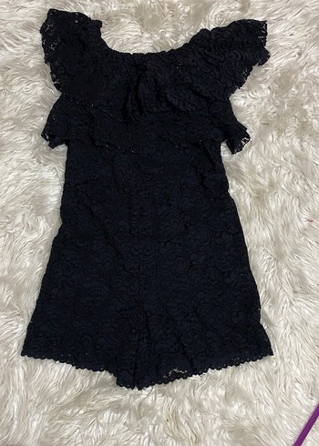 Siyah Dantel Detaylı Mini tulum - Görsel 2