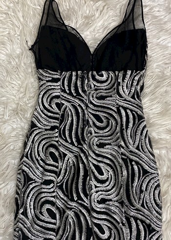 Gri Yılan Desenli Uzun V Yaka Abiye Elbise - Görsel 7