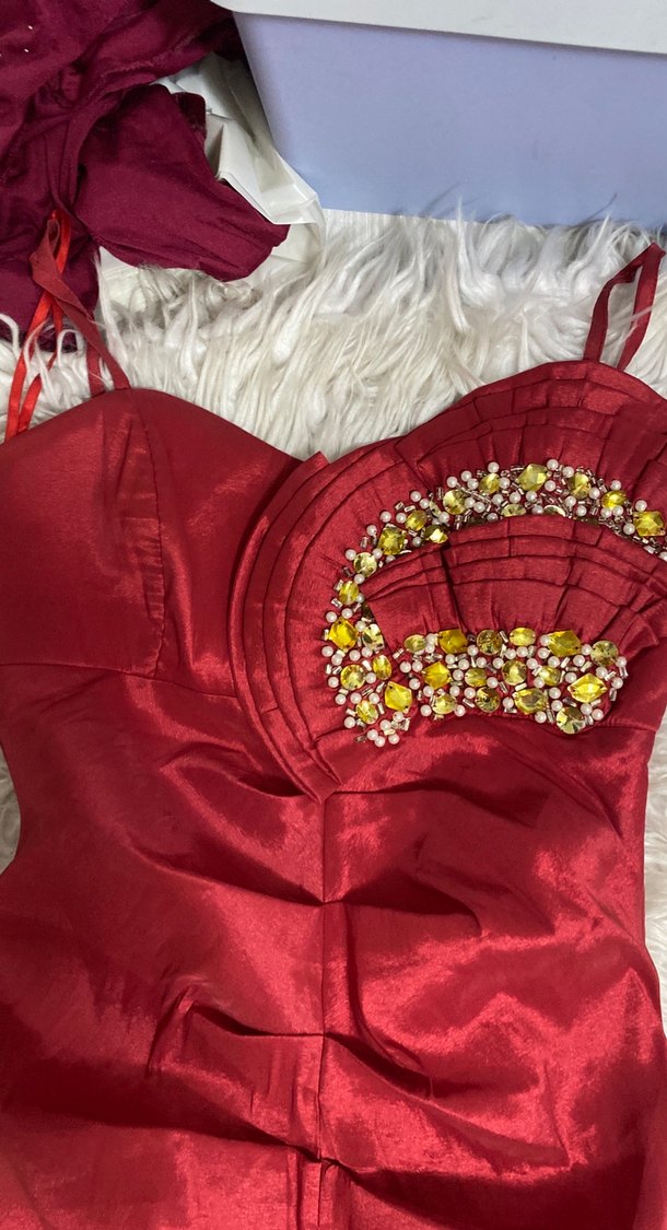 Kırmızı askılı Uzun Drapeli Straplez Abiye Elbise - Görsel 3