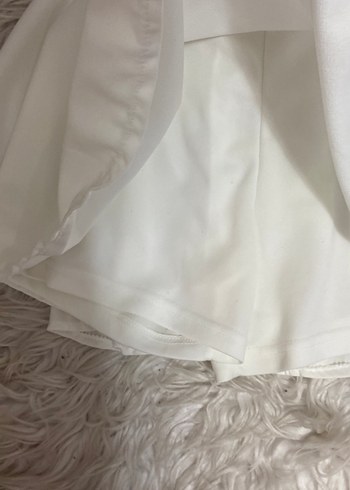 Beyaz V Yaka Mini kısa tulum - Görsel 3