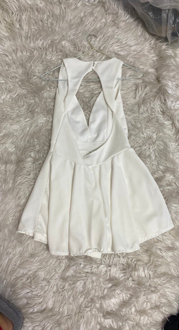 Beyaz V Yaka Mini kısa tulum - Görsel 4