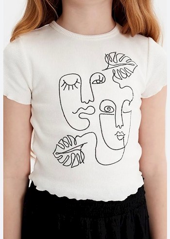 Kız Çocuk baskılı krem tişört - Görsel 2