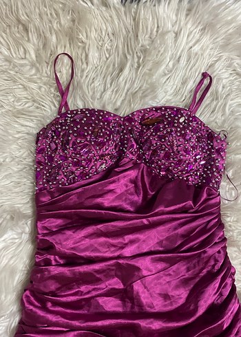 Mürdüm önü kısa arkası Uzun Straplez Fırfırlı Kadın Abiye - Görsel 3