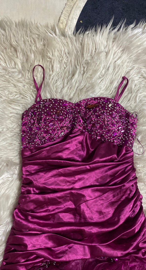 Mürdüm önü kısa arkası Uzun Straplez Fırfırlı Kadın Abiye - Görsel 3