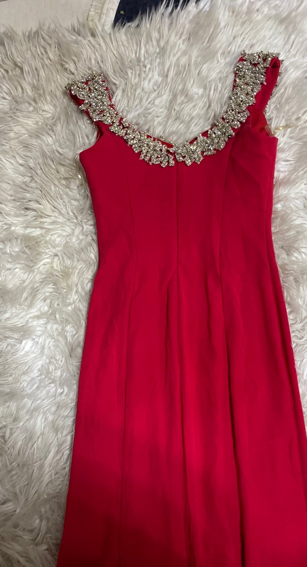 Kırmızı taş işlemeli  Uzun Abiye Elbise - Görsel 5