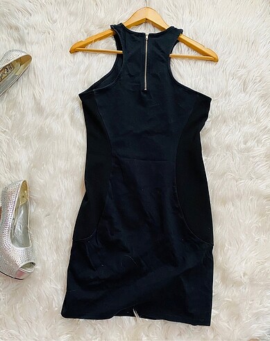 Bershka Siyah elbise
