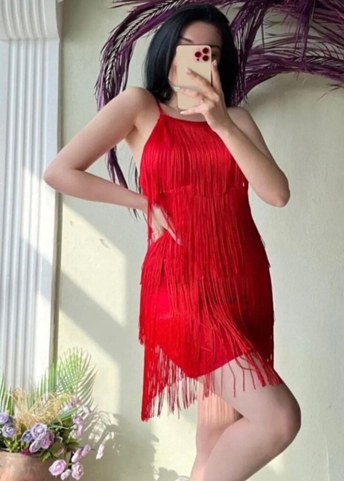 Kırmızı püskülü askılı abiye - Görsel 3