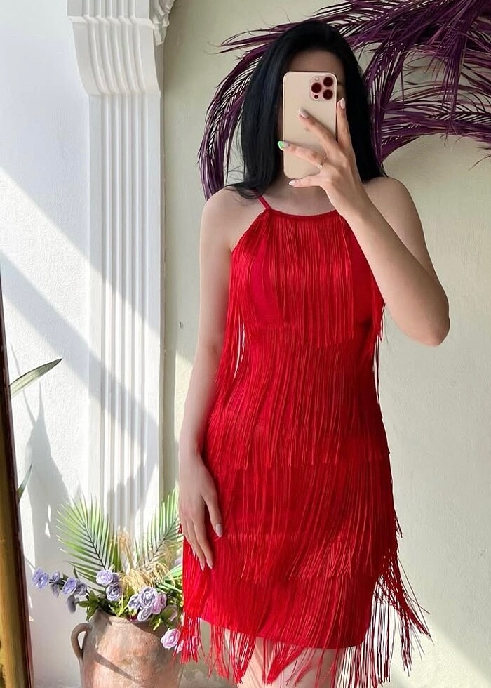 Kırmızı püskülü askılı abiye - Görsel 2