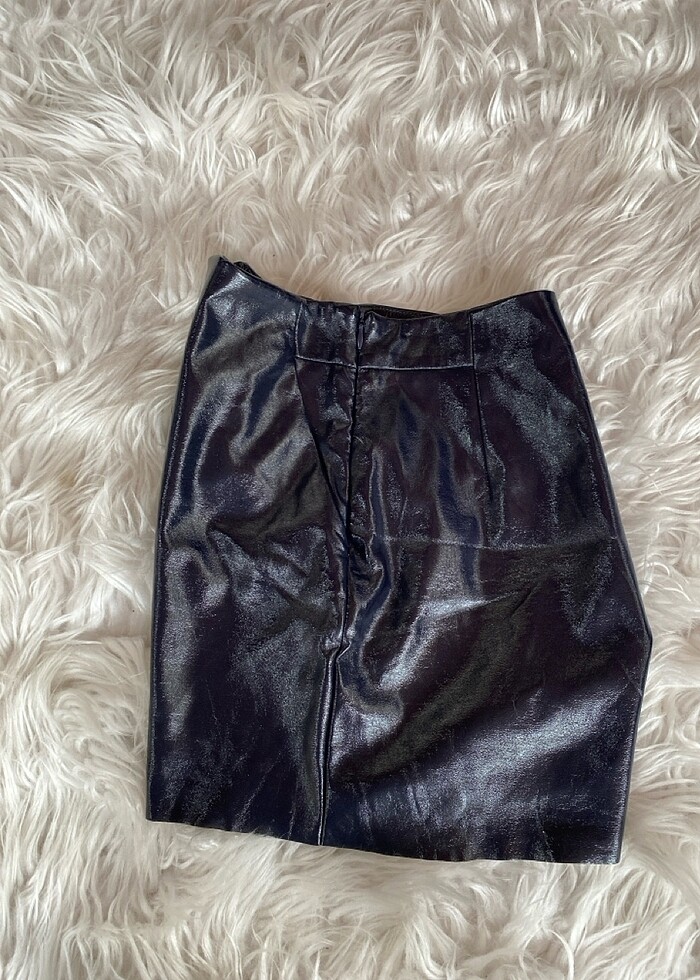 Zara siyah deri cepli şort yüksek bel - Görsel 4