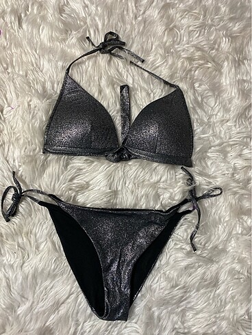 Gümüş simli Calzedon bikini takım