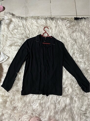 H&M siyah şifon gömlek