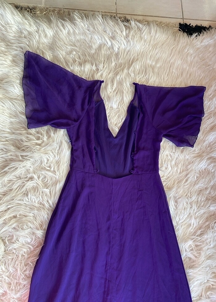 Mor sırtıçaprazlı midi şifon elbise - Görsel 3