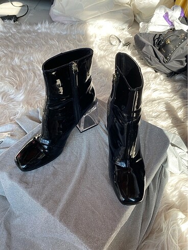 Nine west rugan saydam topuklu şık rahat bot