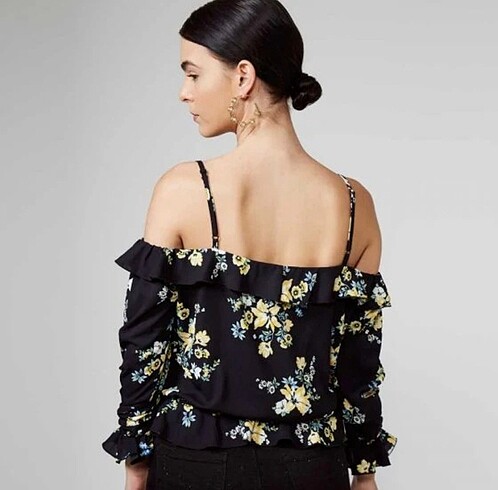 H&M H&M şifon çiçekli çok şıkbüstiyer
