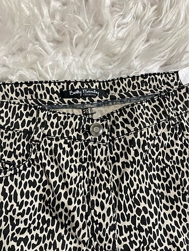 40 Beden Leopar desenli pantolon