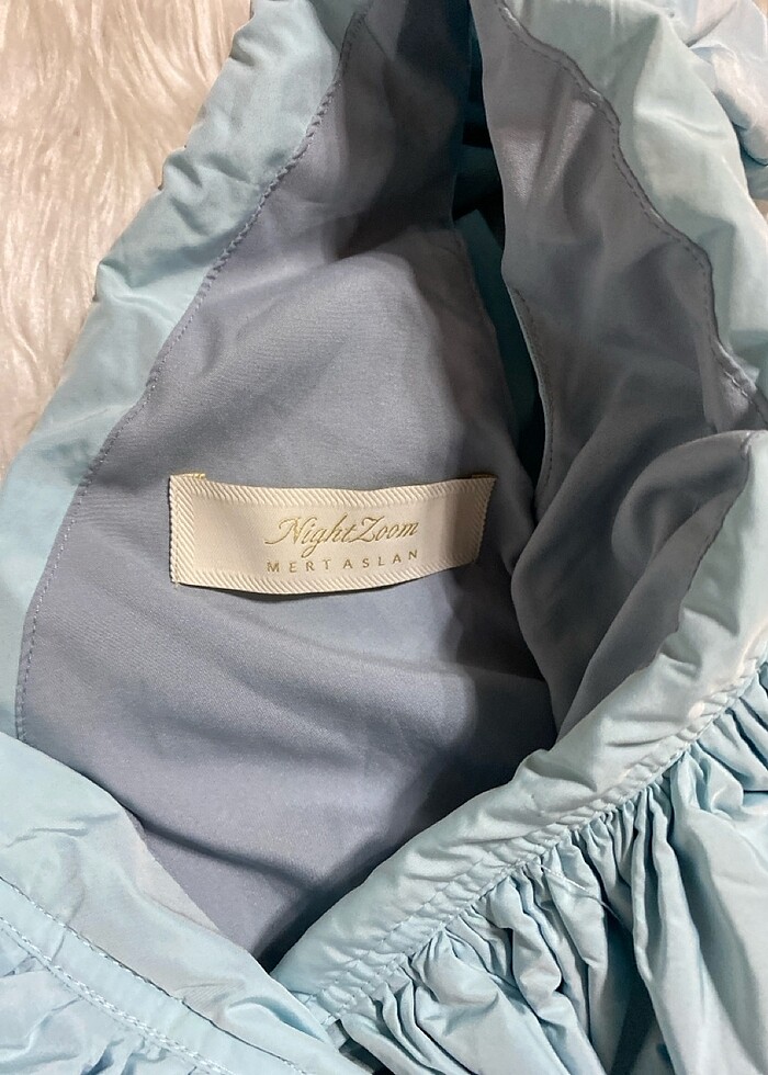 Night zoom Mert Aslan tasarım turkuaz fırfırlı çok şık ve havalı - Görsel 3