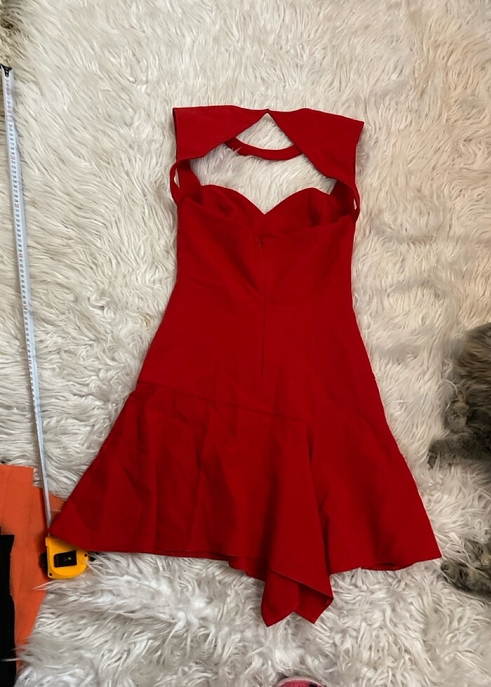 Kırmızı aşırı şık elbise - Görsel 4