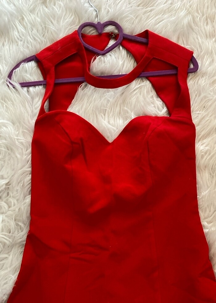 Kırmızı straplez tarzı şık kusa elbise - Görsel 2