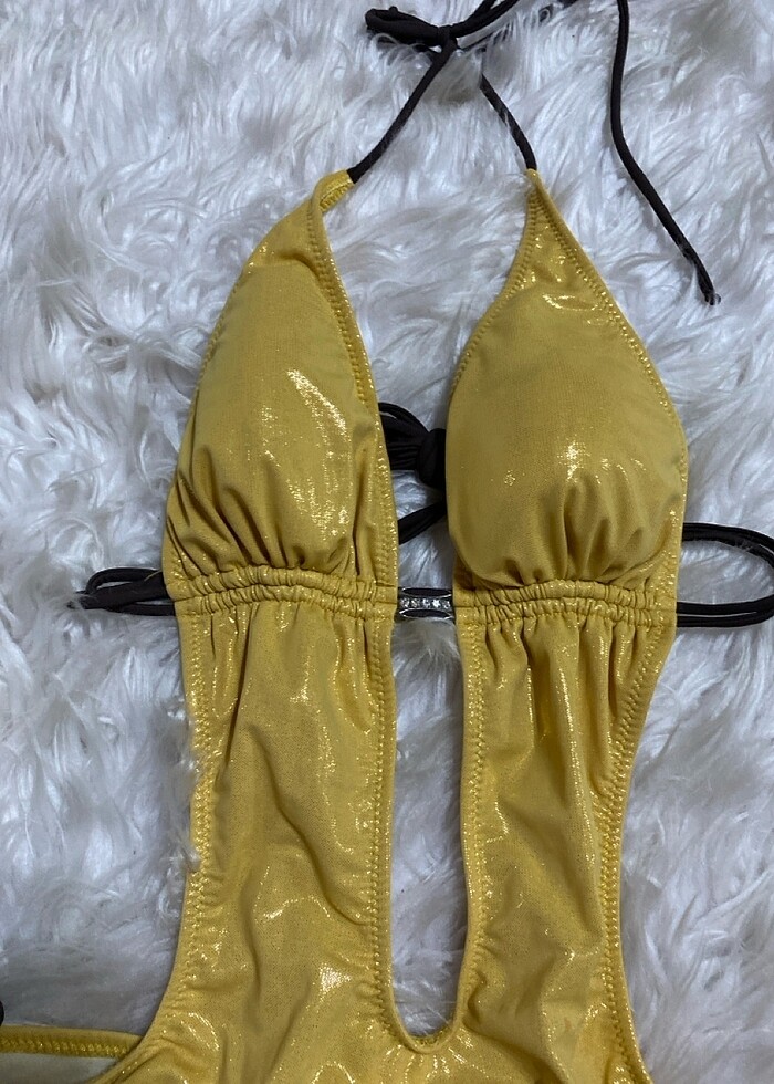 Göğüs petli altın rengi şık mayokini - Görsel 2