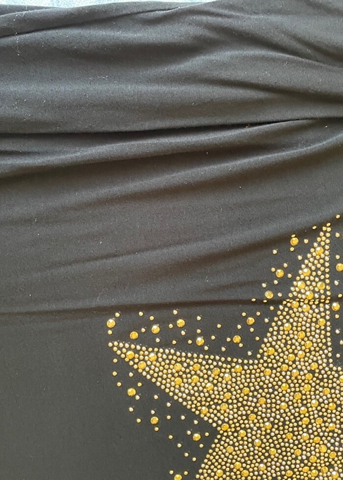 Favori Collection siyah önü sarı kabartma taşlı uzun kollu bluz  - Görsel 4