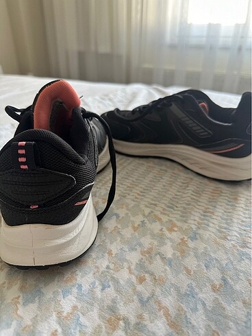 37 Beden Spor Ayakkabı