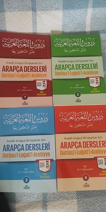 Durûsu'l luğati'l-Arabiyye Arapça kitabı 