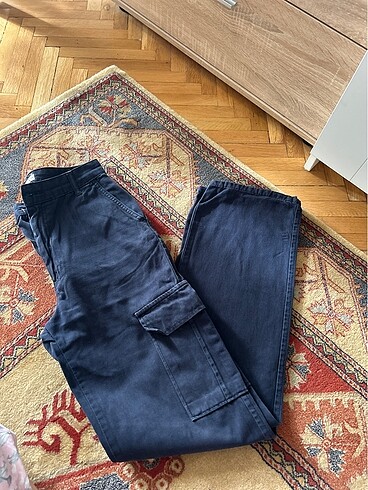 stradivarius kargo pantolon