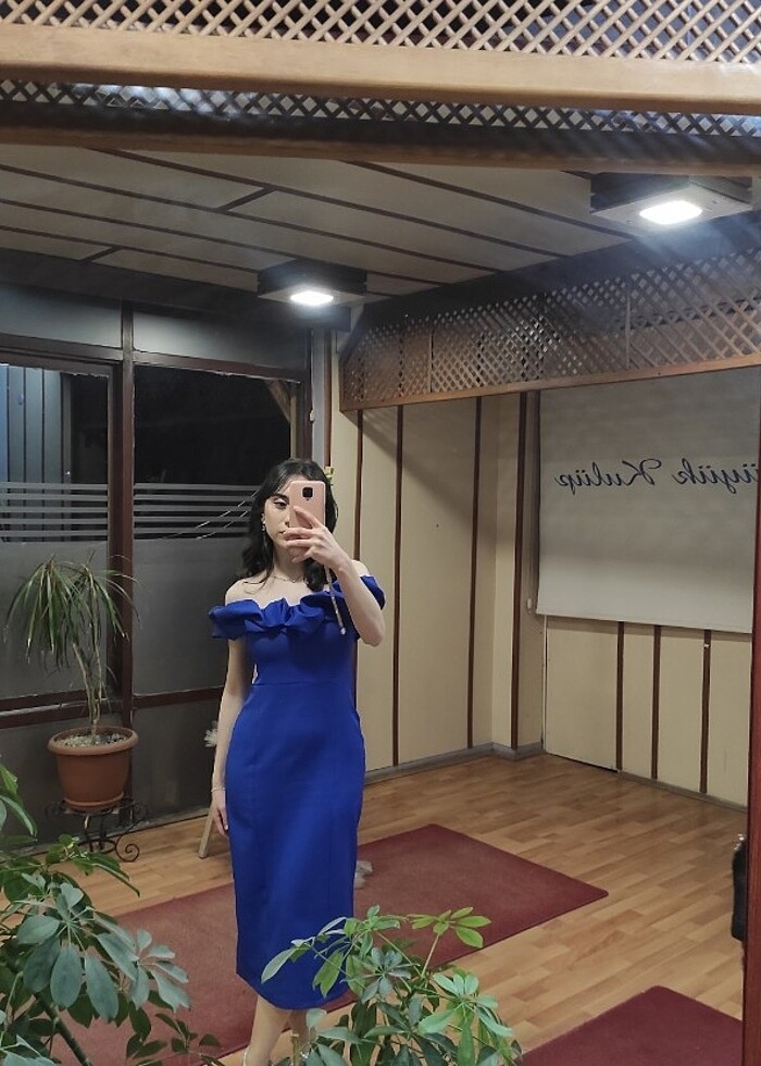 Saks Mavisi Krep Elbise - Görsel 4