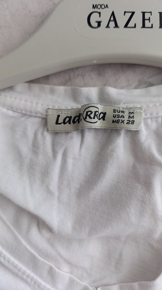 Balık Desenli Tişört - Görsel 3