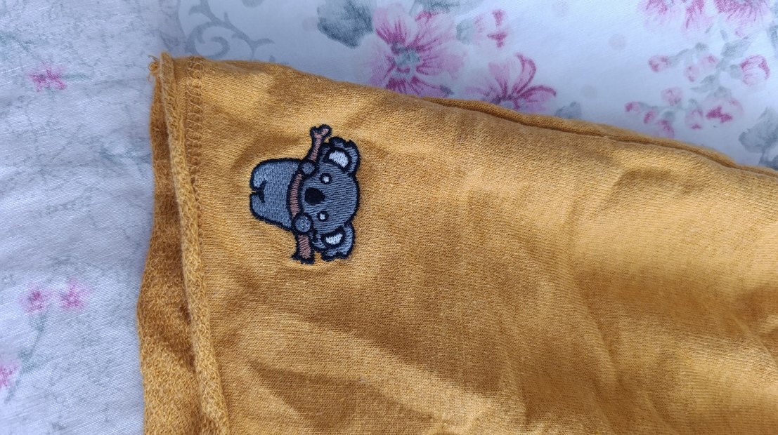 Sarı Pamuklu Rahat Mini Şort - Görsel 2