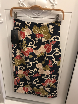Zara Zara etek