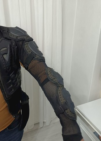 Kemerli Siyah Deri Motosiklet Dizlik - Görsel 4