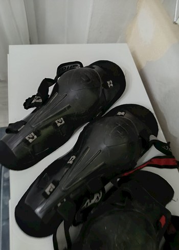 Kemerli Siyah Deri Motosiklet Dizlik - Görsel 7