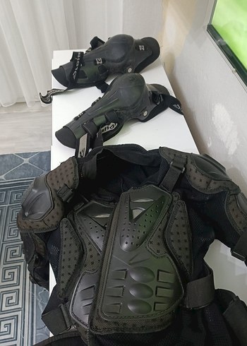 Kemerli Siyah Deri Motosiklet Dizlik - Görsel 10