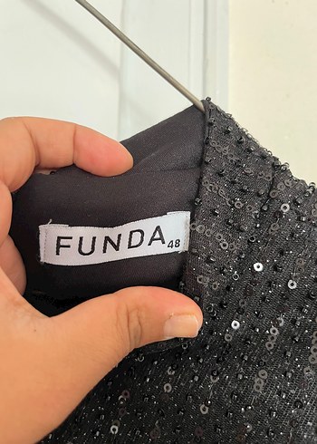 Uzun Kol Pullu Siyah Abiye Elbise - Görsel 5