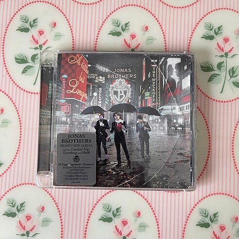 Jonas Brothers - A Little Bit Longer Albüm