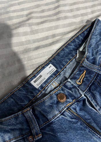 Bershka Kadın Mavi Normal Boy Denim Jean