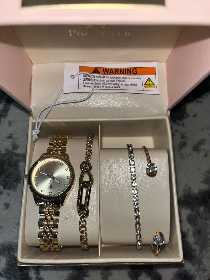 Altın Renkli Kadın Saat ve Bileklik Seti - Görsel 2